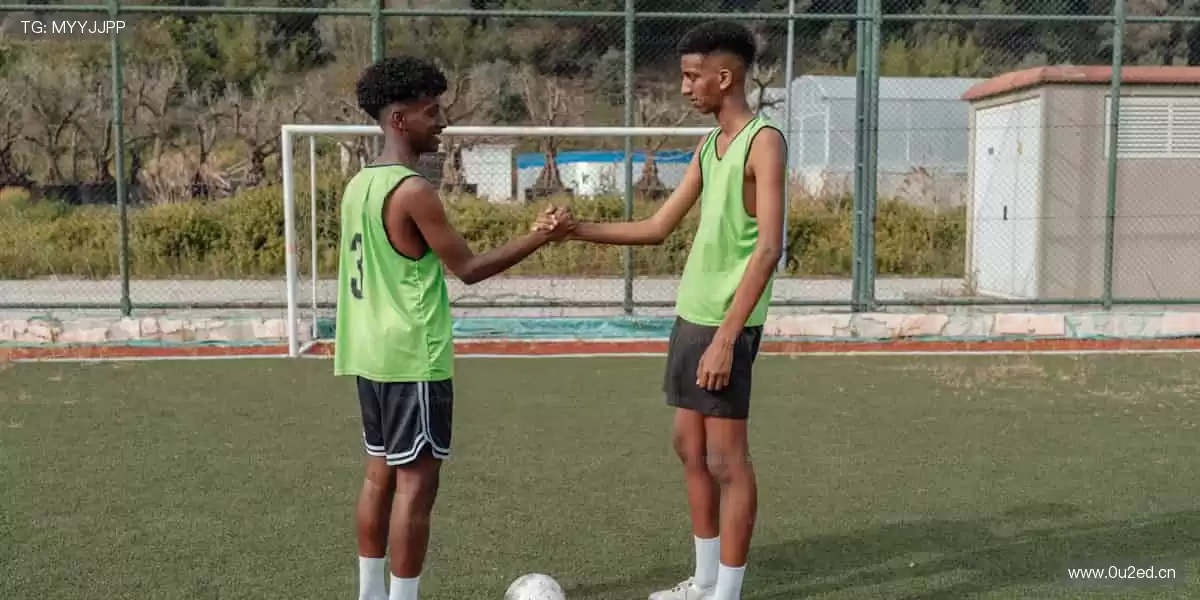 一键开播，万人见证你的高光时刻！🎮🌟